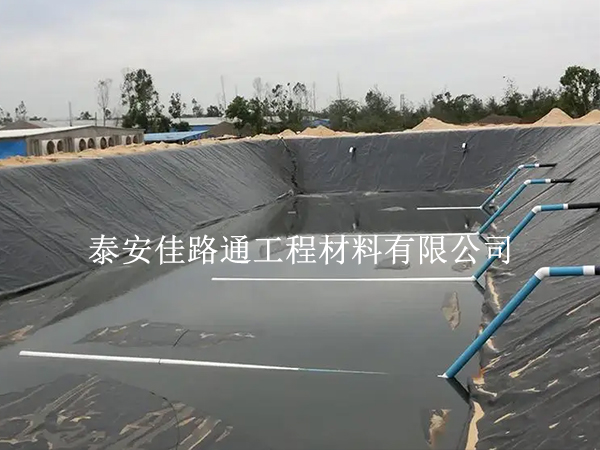 防渗土工膜在渠道防渗中的创新应用 防渗土工膜在渠道防渗中的创新应用